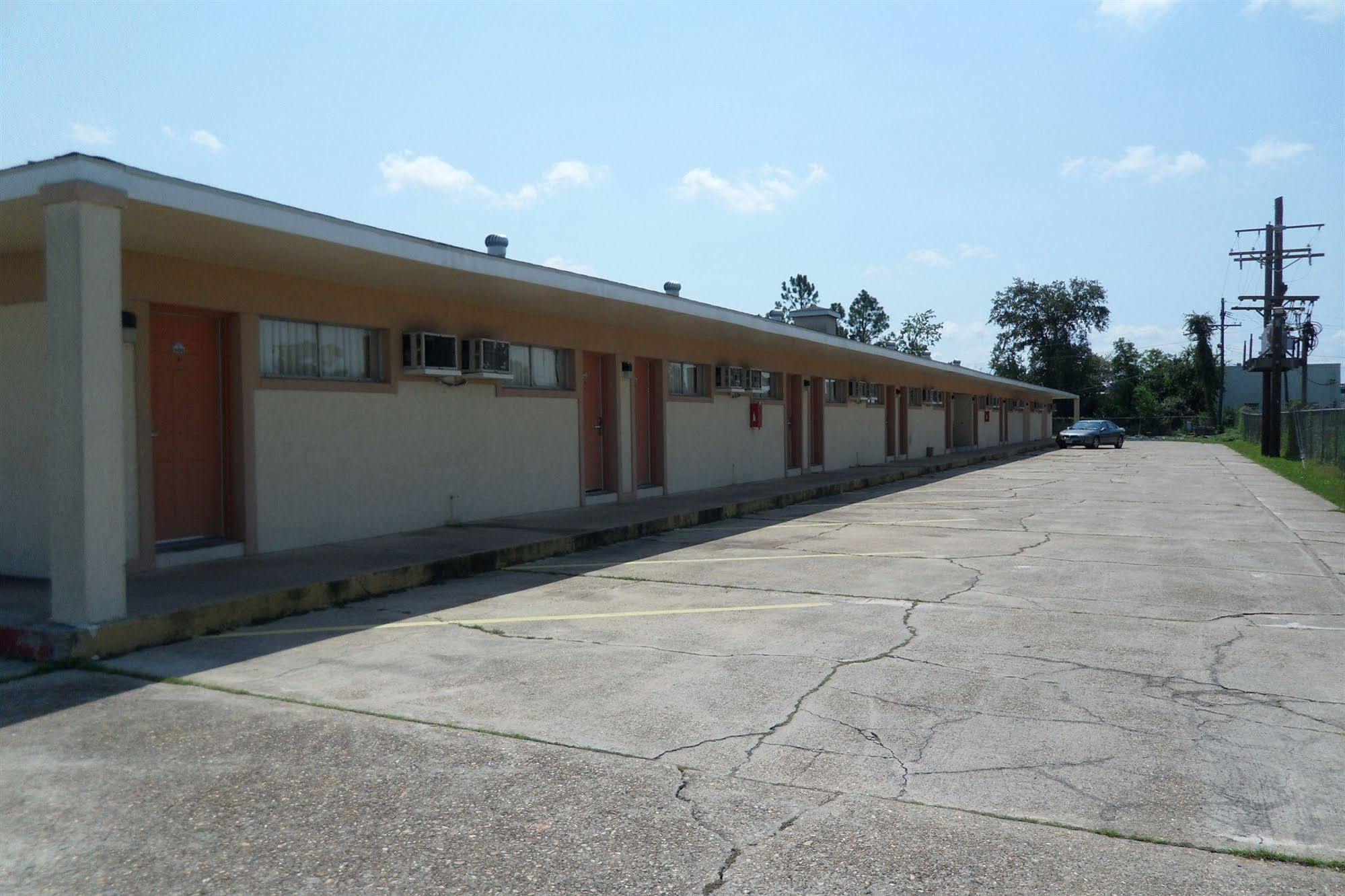 Deluxe Inn Motel Lake Charles Exterior foto